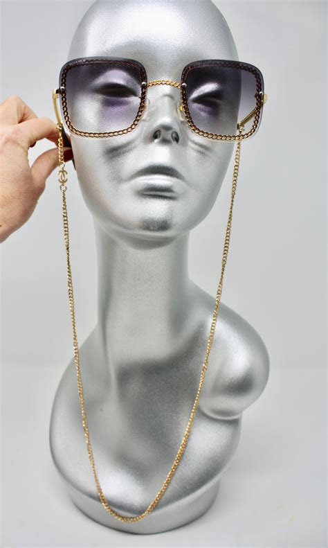 chanel chain sunglass